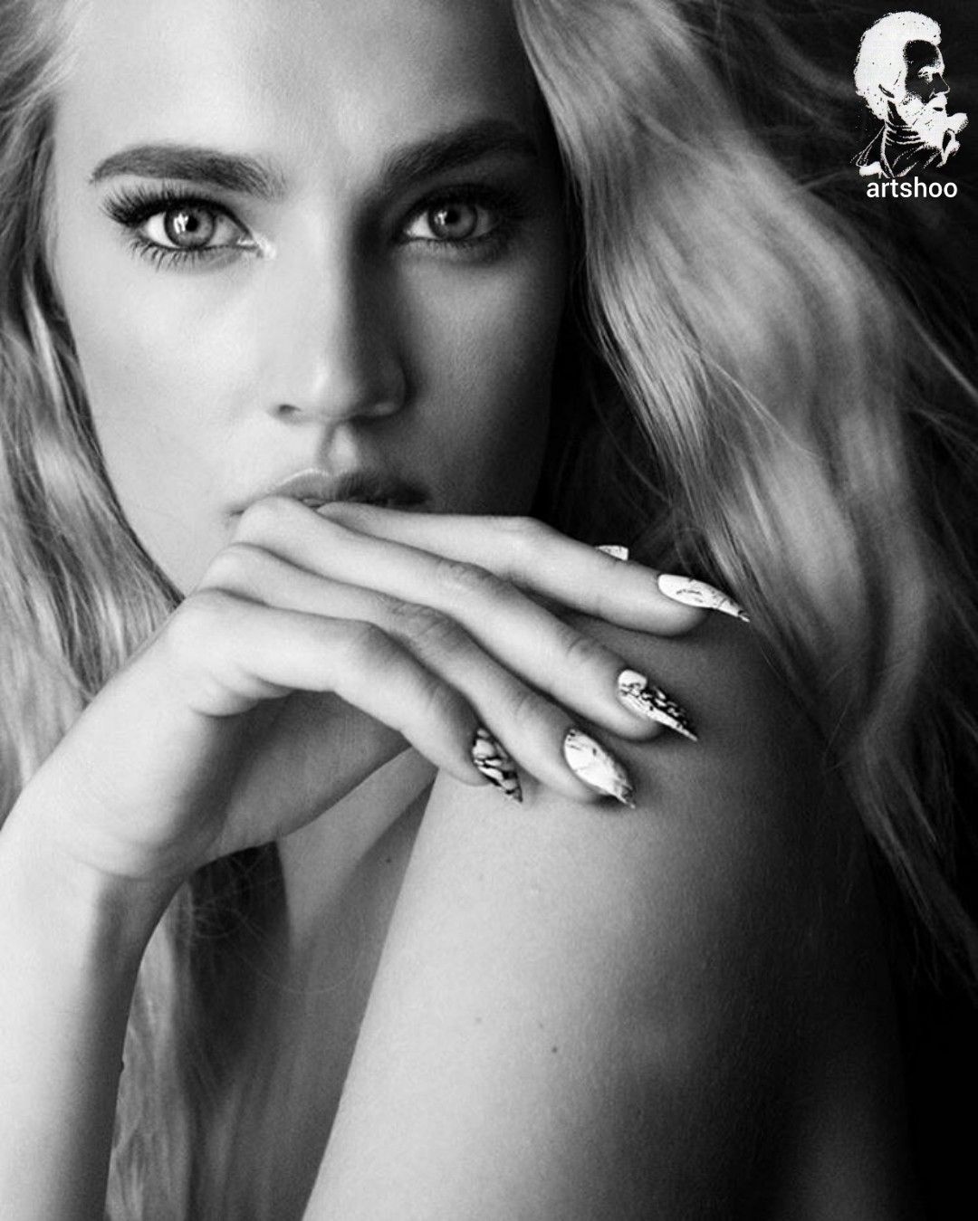 مدل سیاه قلم اورژینال